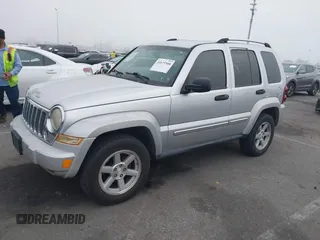 2005 Jeep Liberty Limited with VIN 1J4GK58KX5W704393, listed as a IAAI auction lot 41675508 with 188,403 mi miles. Bid and sale history available at carsss.com. Image 2.