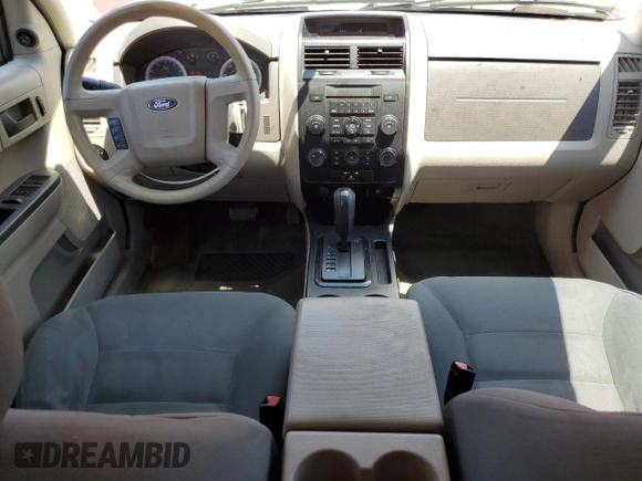 2008 Ford Escape XLS с VIN 1FMCU02Z68KA33982, выставлен на аукционе Copart как лот 61869715 с пробегом 215 800 миль миль и Списание • Salvage title. История ставок и продаж доступна на DreamBid. Изображение 8.
