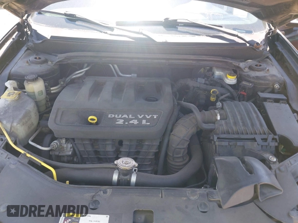2014 Dodge Avenger SE with VIN 1C3CDZAB1EN133550, listed as a IAAI auction lot 42033001 with 137,592 mi miles. Bid and sale history available at carsss.com. Image 10.