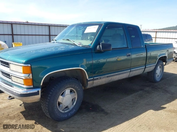 1998 Chevrolet C/K 1500 with VIN 1GCEK19R4WE157193, listed as a IAAI auction lot 42025385 with 179,675 mi miles. Bid and sale history available at carsss.com. Image 2.