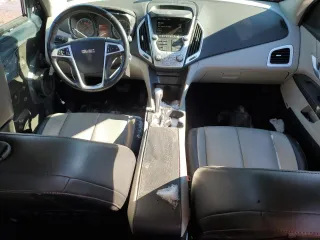 2015 GMC Terrain SLT z VIN 2GKALTEK4F6201055, wystawiony jako Copart lot #88304805 z przebiegiem 94 965 mil mil oraz Szkoda całkowita • Salvage title. Historia ofert i sprzedaży dostępna na DreamBid. Obrazek 8.