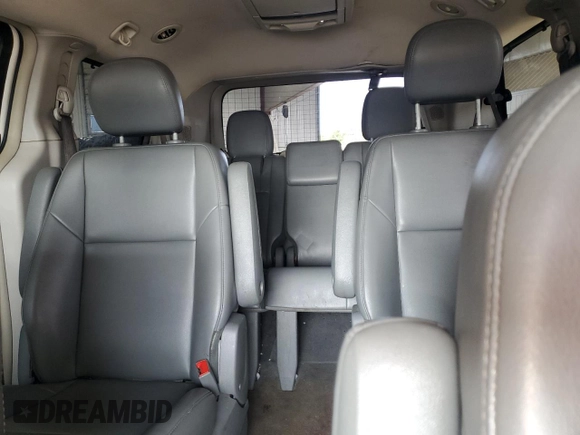 2011 Volkswagen Routan SE with VIN 2V4RW3DG7BR717718, listed as a Copart auction lot 63480915 with 271,938 mi miles and Salvage title. Bid and sale history available at DreamBid. Image 10.