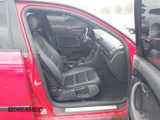 2007 Audi A4 с VIN WAUEF98E87A179267, выставлен на аукционе IAAI как лот 42038900 с пробегом 165 998 миль миль и . История ставок и продаж доступна на DreamBid. Изображение 5.