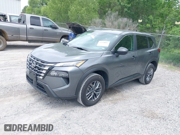 2024 Nissan Rogue S with VIN 5N1BT3AB3RC695244, listed as a IAAI auction lot 42120015 with 44,313 mi miles. Bid and sale history available at carsss.com. Image 2.