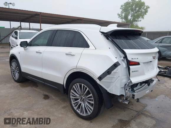 2024 Cadillac XT4 FWD Premium Luxury с VIN 1GYFZCR42RF234829, выставлен на аукционе IAAI как лот 42145964 с пробегом 12 381 миль миль и . История ставок и продаж доступна на DreamBid. Изображение 3.