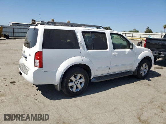 2008 Nissan Pathfinder LE with VIN 5N1AR18U88C613416, listed as a Copart auction lot 61178105 with 186,023 mi miles and Salvage title. Bid and sale history available at DreamBid. Image 3.