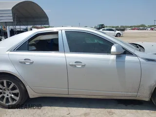 2009 Cadillac CTS RWD z VIN 1G6DV57V990149721, wystawiony jako IAAI lot #42293590 z przebiegiem 64 642 mil mil oraz . Historia ofert i sprzedaży dostępna na DreamBid. Obrazek 12.
