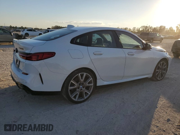 2020 BMW 2 Series M235i xDrive with VIN WBA13AL05L7F36404, listed as a Copart auction lot 75210814 with 30,131 mi miles and Salvage Title. Bid and sale history available at carsss.com. Image 3.