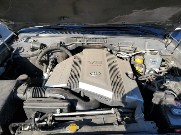 2004 Toyota Land Cruiser with VIN JTEHT05J642066280, listed as a Copart auction lot 83597104 with 121,373 mi miles and Salvage Title. Bid and sale history available at carsss.com. Image 12.
