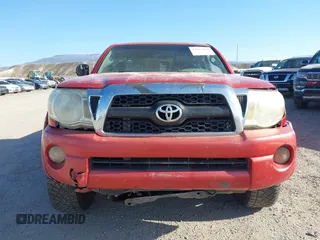 2011 Toyota Tacoma with VIN 3TMLU4EN4BM064443, listed as a IAAI auction lot 42021782 with 287,231 mi miles and . Bid and sale history available at DreamBid. Image 12.