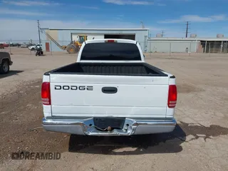 1999 Dodge Dakota SLT with VIN 1B7GL22X6XS186007, listed as a IAAI auction lot 41953254 with 322,541 mi miles. Bid and sale history available at carsss.com. Image 17.