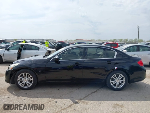 2015 Infiniti Q40 with VIN JN1CV6AP5FM502116, listed as a IAAI auction lot 41894061 with 101,358 mi miles. Bid and sale history available at carsss.com. Image 14.