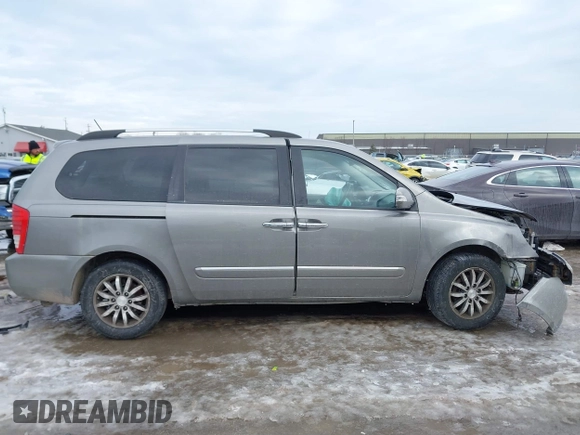 2011 Kia Sedona EX with VIN KNDMH4C74B6374945, listed as a IAAI auction lot 41603400 with 195,848 mi miles. Bid and sale history available at carsss.com. Image 13.