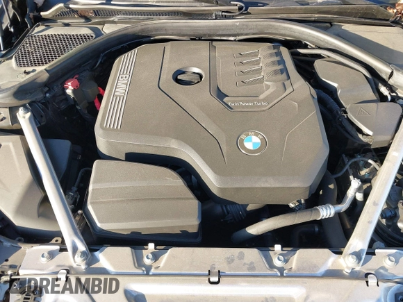 2022 BMW 4 Series 430i xDrive with VIN WBA73AP00NCJ16822, listed as a IAAI auction lot 41329235 with 30,570 mi miles and . Bid and sale history available at DreamBid. Image 10.