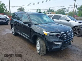 2022 Ford Explorer XLT z VIN 1FMSK8DH8NGA87335, wystawiony jako IAAI lot #42396760 z przebiegiem 38 846 mil mil oraz . Historia ofert i sprzedaży dostępna na DreamBid. Obrazek 1.