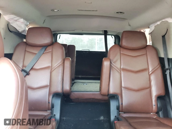 2018 Cadillac Escalade Luxury z VIN 1GYS4BKJ5JR372763, wystawiony jako Copart lot #44122245 z przebiegiem Nie podano mil oraz Szkoda całkowita • Salvage title. Historia ofert i sprzedaży dostępna na DreamBid. Obrazek 10.