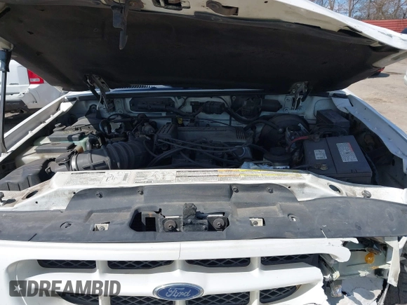 2000 Ford Explorer z VIN 1FMZU85P3YZA94717, wystawiony jako IAAI lot #42029041 z przebiegiem 218 304 mil mil oraz . Historia ofert i sprzedaży dostępna na DreamBid. Obrazek 10.