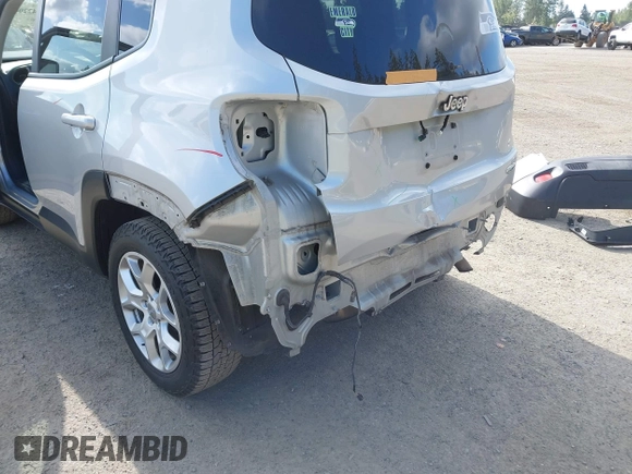 2017 Jeep Renegade Altitude с VIN ZACCJABB0HPF03399, выставлен на аукционе IAAI как лот 42204522 с пробегом 60 100 миль миль и . История ставок и продаж доступна на DreamBid. Изображение 6.