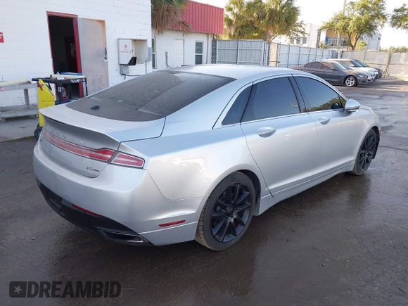 2014 Lincoln MKZ with VIN 3LN6L2G99ER808853, listed as a IAAI auction lot 42157083 with 157,696 mi miles. Bid and sale history available at carsss.com. Image 4.