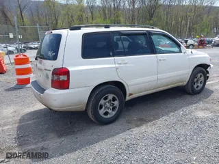 2007 Toyota Highlander w/3rd Row with VIN JTEEP21AX70193588, listed as a IAAI auction lot 42041329 with 244,278 mi miles. Bid and sale history available at carsss.com. Image 4.