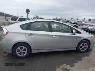 2015 Toyota Prius Four with VIN JTDKN3DU0F0477951, listed as a IAAI auction lot 41891202 with 141,991 mi miles. Bid and sale history available at carsss.com. Image 13.