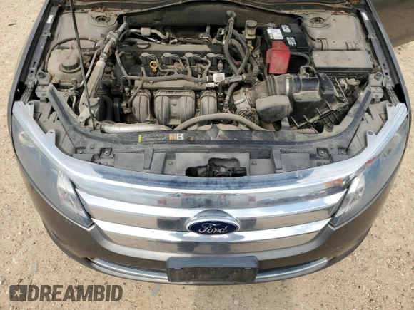 2010 Ford Fusion SE z VIN 3FAHP0HA1AR382364, wystawiony jako Copart lot #54963665 z przebiegiem 155 825 mil mil oraz Czysty tytuł • Clean title. Historia ofert i sprzedaży dostępna na DreamBid. Obrazek 11.