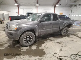 2011 Toyota Tacoma z VIN 5TFUX4EN8BX005448, wystawiony jako Copart lot #45487415 z przebiegiem 137 819 mil mil oraz Szkoda całkowita • Salvage title. Historia ofert i sprzedaży dostępna na DreamBid. Obrazek 1.