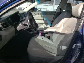 2016 Kia Optima EX with VIN 5XXGU4L30GG071711, listed as a Copart auction lot 83460834 with 83,584 mi miles and Salvage Title. Bid and sale history available at carsss.com. Image 7.