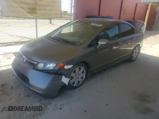 2008 Honda Civic LX z VIN 2HGFA16578H334275, wystawiony jako Copart lot #58781625 z przebiegiem 217 563 mil mil oraz Czysty tytuł • Clean title. Historia ofert i sprzedaży dostępna na DreamBid. Obrazek 1.