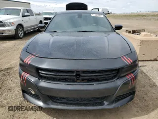2015 Dodge Charger SXT z VIN 2C3CDXJG6FH765910, wystawiony jako Copart lot #51431385 z przebiegiem 126 761 mil mil oraz Czysty tytuł • Clean title. Historia ofert i sprzedaży dostępna na DreamBid. Obrazek 5.