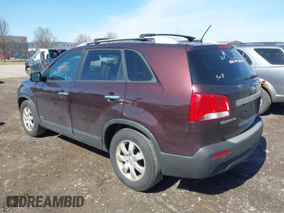 2012 Kia Sorento LX with VIN 5XYKTCA63CG222759, listed as a IAAI auction lot 41815156 with 191,502 mi miles. Bid and sale history available at carsss.com. Image 3.