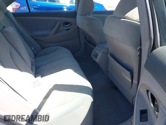 2009 Toyota Camry with VIN 4T1BE46K39U821542, listed as a IAAI auction lot 41876956 with 218,910 mi miles. Bid and sale history available at carsss.com. Image 8.