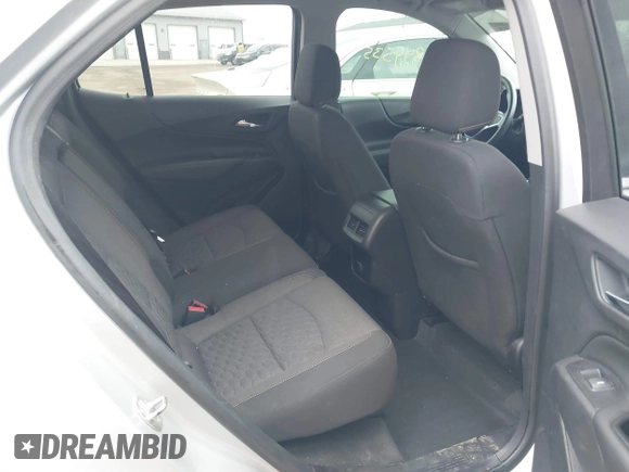 2018 Chevrolet Equinox LT with VIN 2GNAXSEV7J6277275, listed as a IAAI auction lot 41844535 with 140,000 mi miles. Bid and sale history available at carsss.com. Image 8.