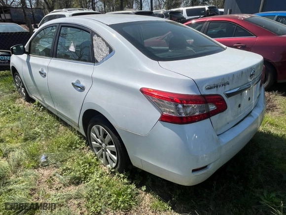 2014 Nissan Sentra SV with VIN 3N1AB7AP9EY308190, listed as a IAAI auction lot 41907552 with 1 mi miles. Bid and sale history available at carsss.com. Image 3.
