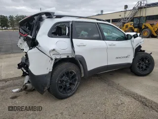 2022 Jeep Cherokee X with VIN 1C4PJMCX5ND528984, listed as a Copart auction lot 80225644 with 50,588 mi miles and Salvage Title. Bid and sale history available at carsss.com. Image 3.