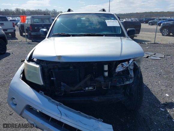 2006 Nissan Pathfinder SE with VIN 5N1AR18W96C652790, listed as a IAAI auction lot 41934579 with 148,099 mi miles. Bid and sale history available at carsss.com. Image 12.