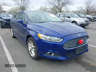 2013 Ford Fusion SE with VIN 3FA6P0HR1DR224348, listed as a IAAI auction lot 41971247 with 121,553 mi miles and . Bid and sale history available at carsss.com. Image 1.