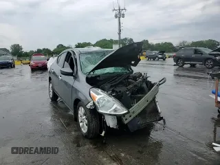 2017 Nissan Versa SV z VIN 3N1CN7AP1HL849686, wystawiony jako Copart lot #57840005 z przebiegiem Nie podano mil oraz Szkoda całkowita • Salvage title. Historia ofert i sprzedaży dostępna na DreamBid. Obrazek 13.