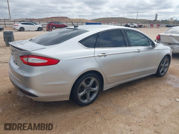 2014 Ford Fusion SE with VIN 3FA6P0HD9ER128392, listed as a IAAI auction lot 41893300 with 109,907 mi miles and . Bid and sale history available at DreamBid. Image 4.