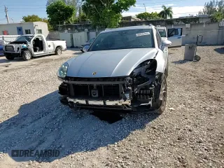 2019 Porsche Cayenne E-Hybrid with VIN WP1AE2AY0KDA50140, listed as a Copart auction lot 46810765 with 68,162 mi miles and Salvage title. Bid and sale history available at DreamBid. Image 14.