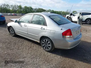 2007 Kia Spectra EX z VIN KNAFE121875390282, wystawiony jako IAAI lot #42258052 z przebiegiem 97 869 mil mil oraz . Historia ofert i sprzedaży dostępna na DreamBid. Obrazek 3.