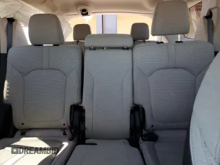 2023 Honda Pilot LX with VIN 5FNYG2H21PB004294, listed as a Copart auction lot 58257395 with 31,498 mi miles and Salvage title. Bid and sale history available at DreamBid. Image 10.