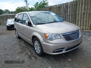 2014 Chrysler Town & Country Touring with VIN 2C4RC1BG2ER413257, listed as a IAAI auction lot 42181370 with 163,374 mi miles and . Bid and sale history available at DreamBid. Image 1.