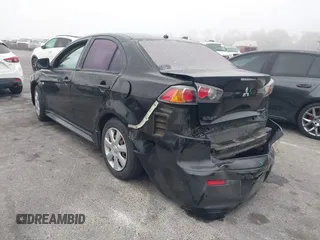 2014 Mitsubishi Lancer ES z VIN JA32U2FU7EU002071, wystawiony jako IAAI lot #42317104 z przebiegiem 159 858 mil mil oraz . Historia ofert i sprzedaży dostępna na DreamBid. Obrazek 3.