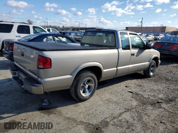 2001 Chevrolet S-10 LS with VIN 1GCCS19571K141956, listed as a Copart auction lot 87008824 with 110,035 mi miles and Clean Title. Bid and sale history available at DreamBid. Image 3.