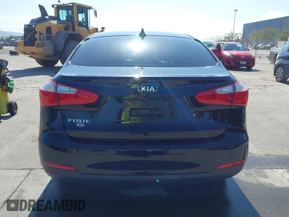 2014 Kia Forte LX with VIN KNAFK4A60E5245046, listed as a IAAI auction lot 41775035 with 203,001 mi miles. Bid and sale history available at carsss.com. Image 16.
