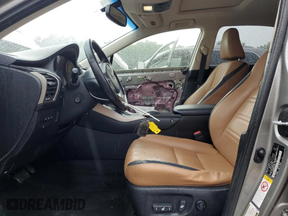 2015 Lexus NX 200t z VIN JTJBARBZ2F2018435, wystawiony jako Copart lot #59958515 z przebiegiem 95 641 mil mil oraz Szkoda całkowita • Salvage title. Historia ofert i sprzedaży dostępna na DreamBid. Obrazek 7.