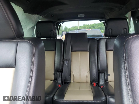 2010 Ford Expedition Eddie Bauer with VIN 1FMJU1H5XAEB72924, listed as a Copart auction lot 62545325 with 164,014 mi miles and Salvage title. Bid and sale history available at DreamBid. Image 10.