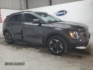 2023 Kia Niro Wind with VIN KNDCR3L17P5075543, listed as a Copart auction lot 54357645 with 21,409 mi miles and Clean Title. Bid and sale history available at DreamBid. Image 4.
