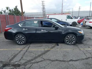 2018 Nissan Altima 2.5 SL with VIN 1N4AL3AP1JC198487, listed as a IAAI auction lot 41583866 with 146,172 mi miles. Bid and sale history available at carsss.com. Image 13.